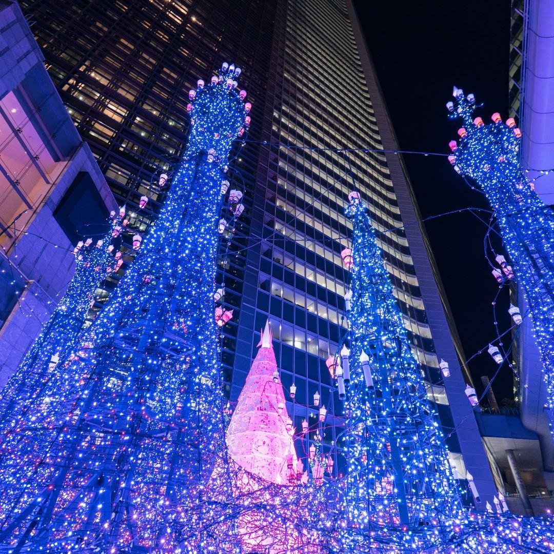 Christmas in Japan: A Festive Wonderland with a Twist - Kaito Japan Design 
